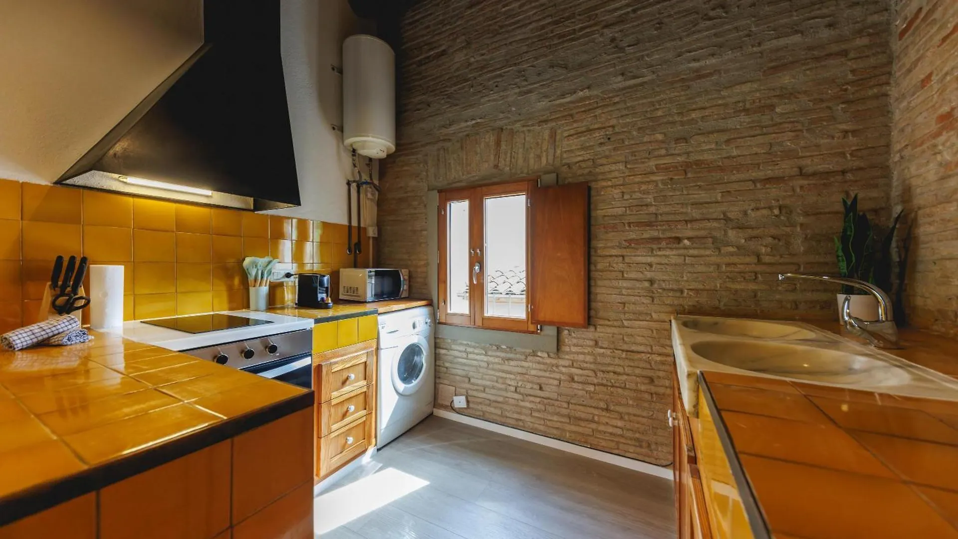 Bravissimo Calderes El Bou, With River View Girona