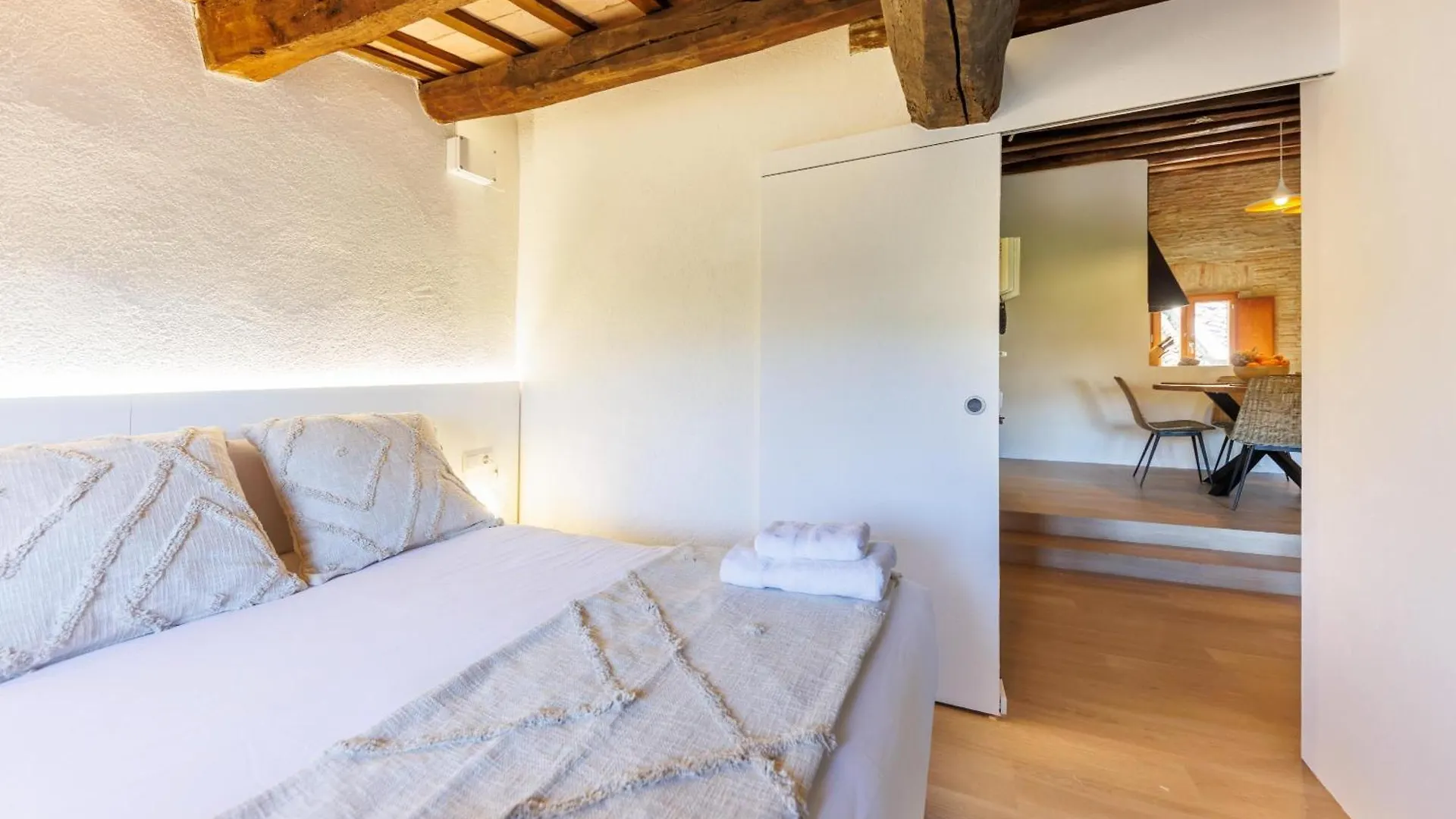 Bravissimo Calderes El Bou, With River View Girona 0*,